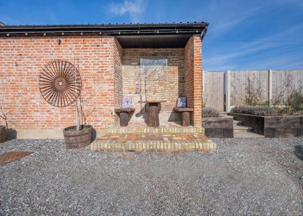 Готель Hill Farm Retreat Wangford Екстер'єр фото