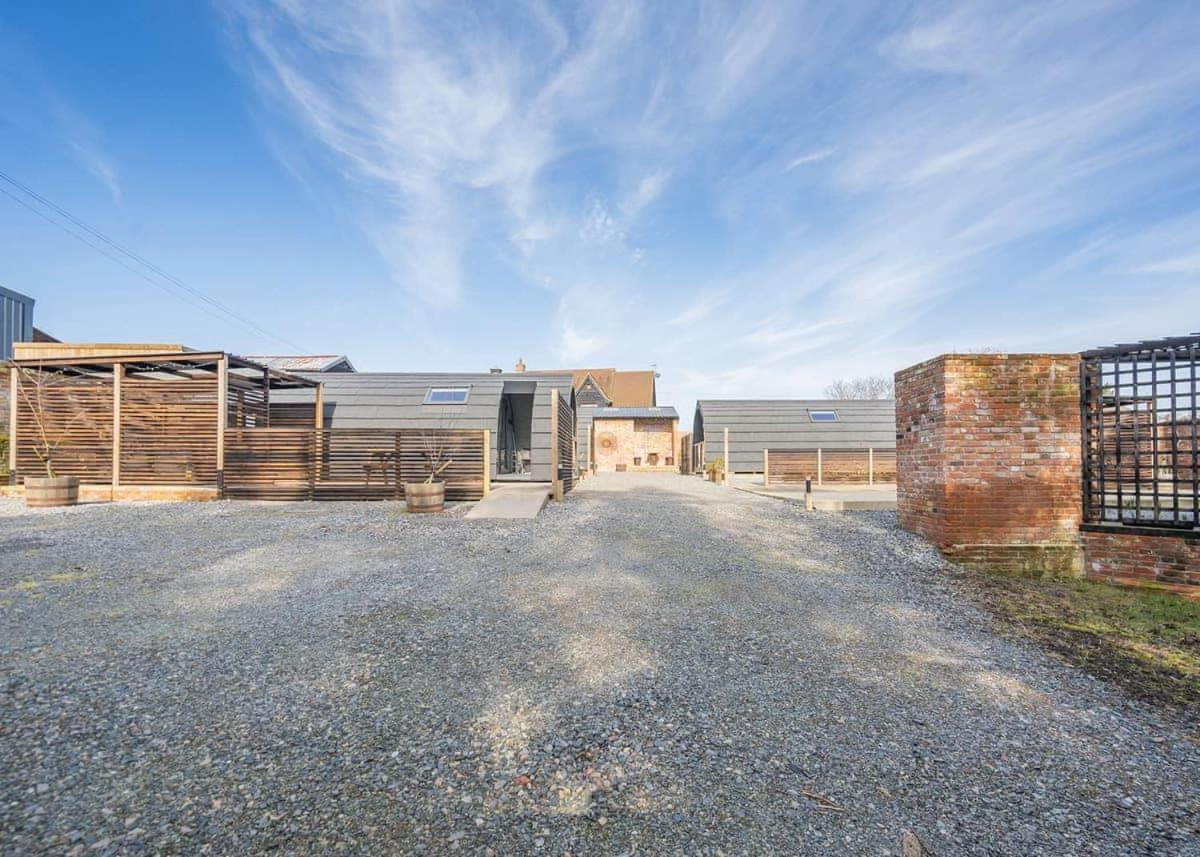 Готель Hill Farm Retreat Wangford Екстер'єр фото